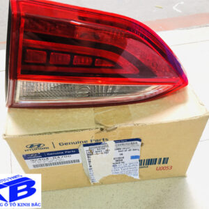 Đèn hậu trong trái Hyundai i10 Grand Sedan 4 cửa (2017 – 2021)